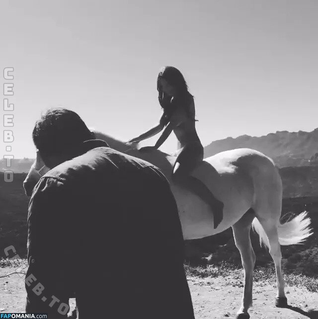 Emily Ratajkowski / Officialemilyratajkowski / emrata / https: Çıplak OnlyFans  Sızdırılmış Fotoğraf #31