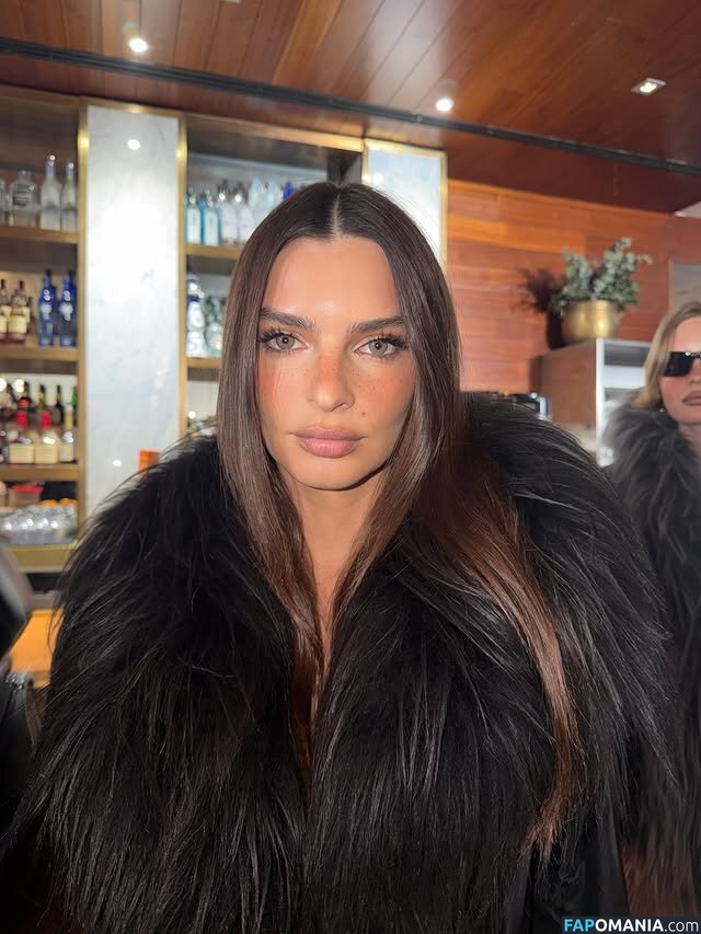 Emily Ratajkowski / Officialemilyratajkowski / emrata / https: Çıplak OnlyFans  Sızdırılmış Fotoğraf #39