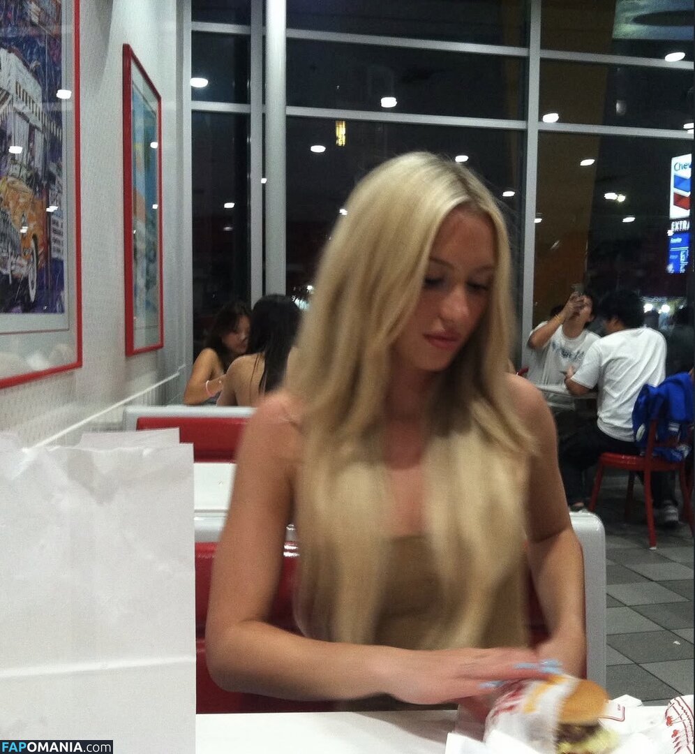 Emily Roman / emilyroman Çıplak OnlyFans  Sızdırılmış Fotoğraf #17