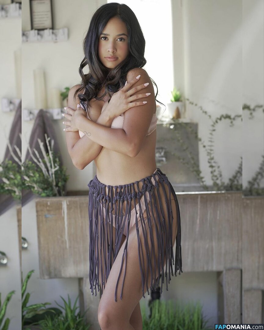 Emily Tosta / emilytosta Çıplak OnlyFans  Sızdırılmış Fotoğraf #153