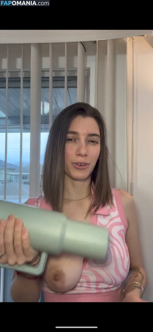 Emily Winterfell / emilysylraa / emilywinterfell / emilyxvirel / emilyxvirel... Çıplak OnlyFans  Sızdırılmış Fotoğraf #9