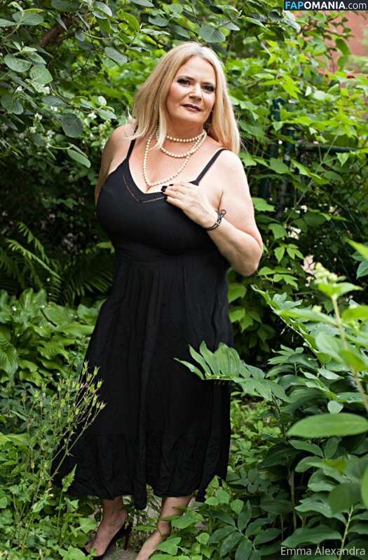 Emma Alexandra / emmaalexandrapage / uniquilyyours Çıplak OnlyFans  Sızdırılmış Fotoğraf #3