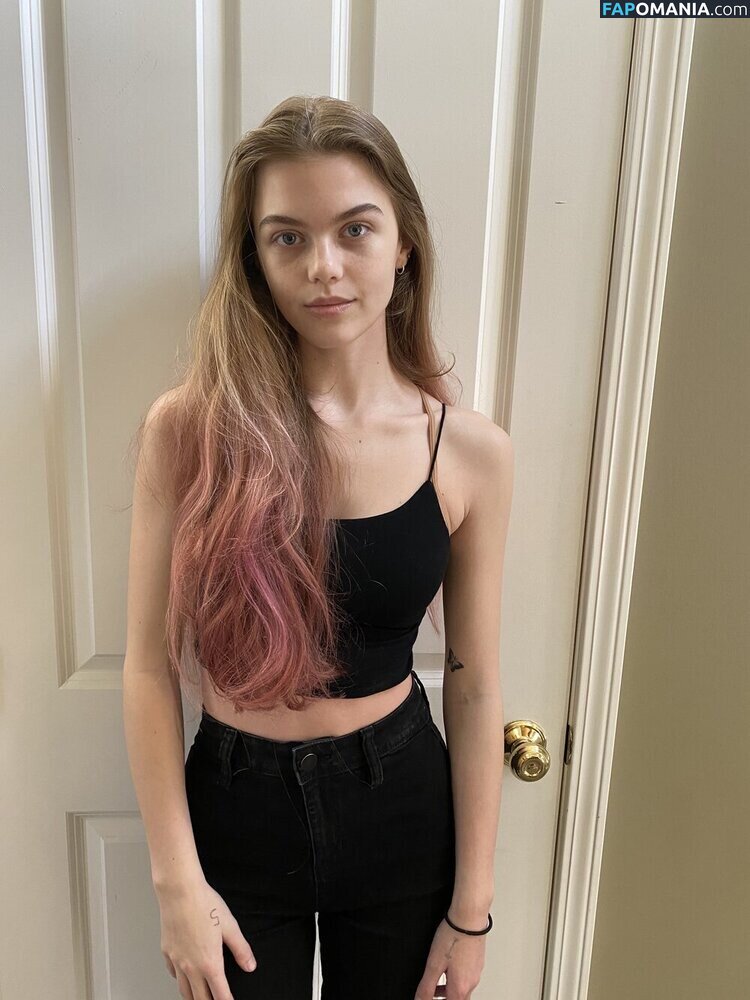 Bradpittsgf / Emma Beardsley / emmabbeardsley Çıplak OnlyFans  Sızdırılmış Fotoğraf #18