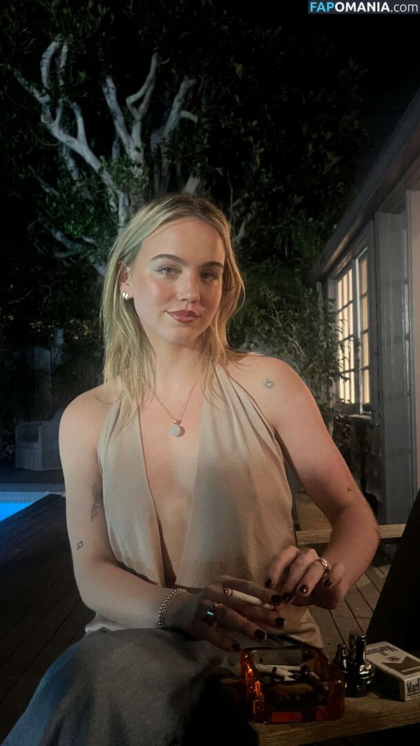 Emma Brooks / emmabrooks / nalabrooks Çıplak OnlyFans  Sızdırılmış Fotoğraf #1725