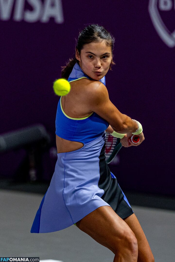 Emma Raducanu / EmmaRaducanu Çıplak OnlyFans  Sızdırılmış Fotoğraf #313