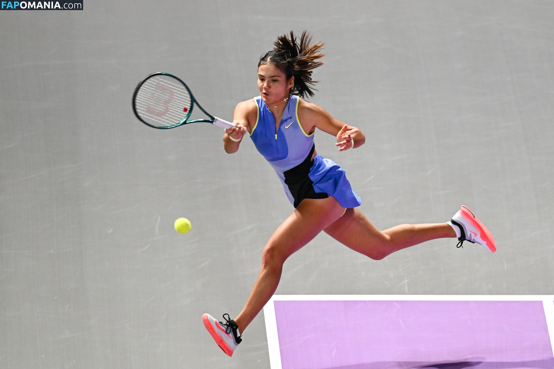 Emma Raducanu / EmmaRaducanu Çıplak OnlyFans  Sızdırılmış Fotoğraf #315