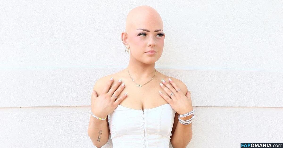 Emmy Combs Çıplak OnlyFans  Sızdırılmış Fotoğraf #9