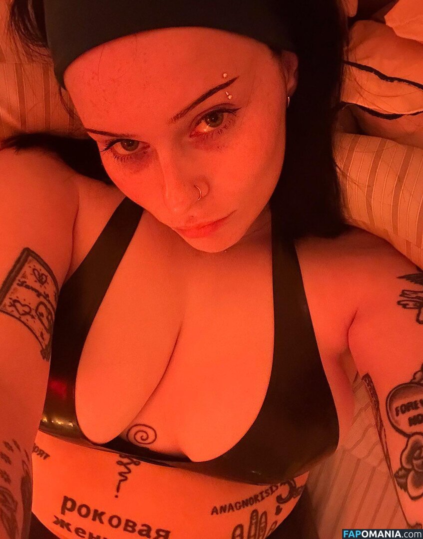 arianalgrande / emowag420 Çıplak OnlyFans  Sızdırılmış Fotoğraf #2