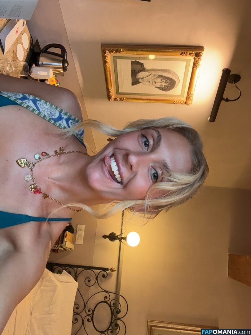 emilywallbank / emwallbank / https: / miwallbank Çıplak OnlyFans  Sızdırılmış Fotoğraf #5