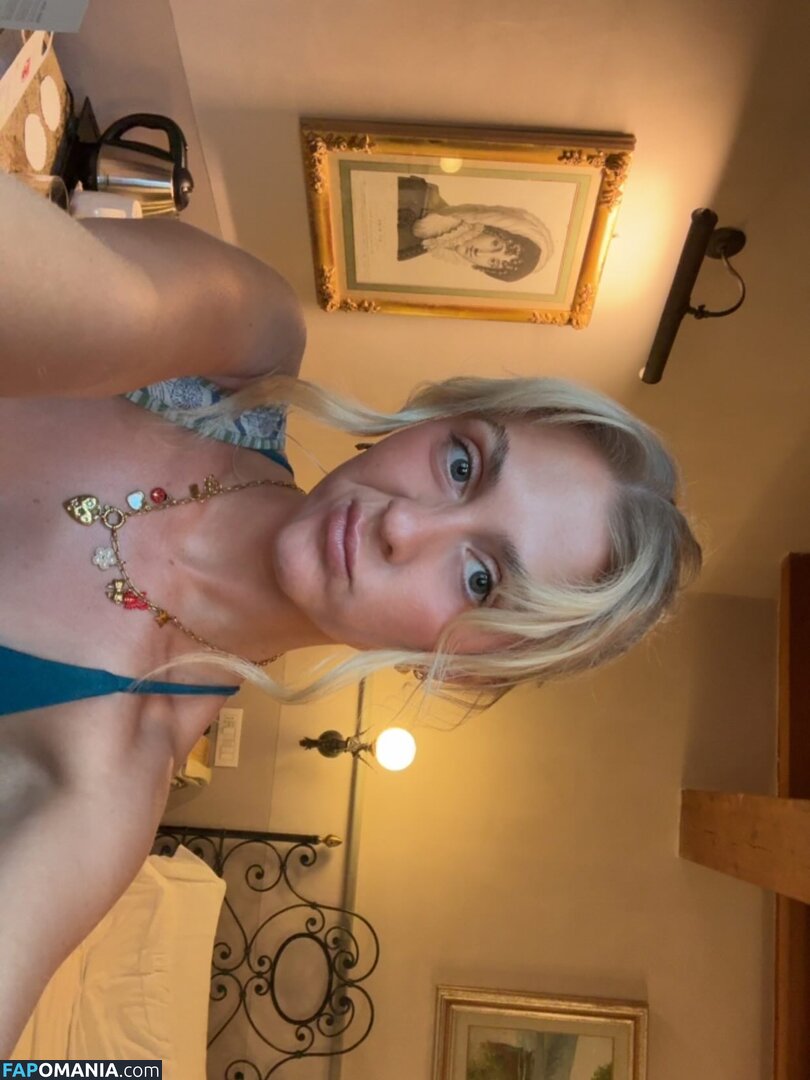 emilywallbank / emwallbank / https: / miwallbank Çıplak OnlyFans  Sızdırılmış Fotoğraf #6