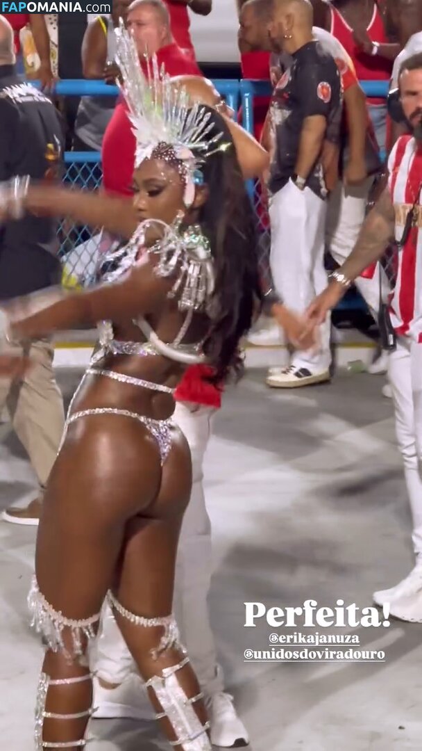 Erika Januza / erikajanuza Çıplak OnlyFans  Sızdırılmış Fotoğraf #1