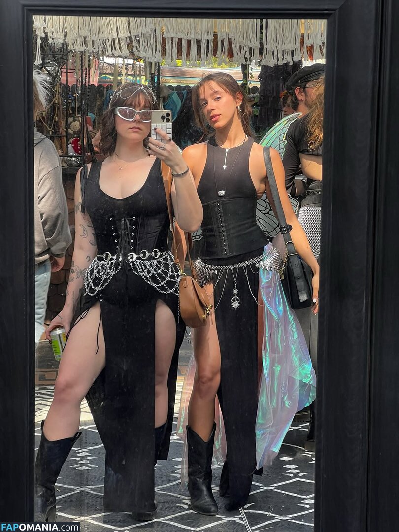 Erin Dougal / Smosh / erindougal Çıplak OnlyFans  Sızdırılmış Fotoğraf #10