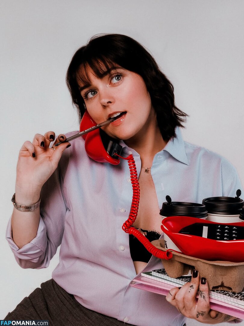 Erin Dougal / Smosh / erindougal Çıplak OnlyFans  Sızdırılmış Fotoğraf #13