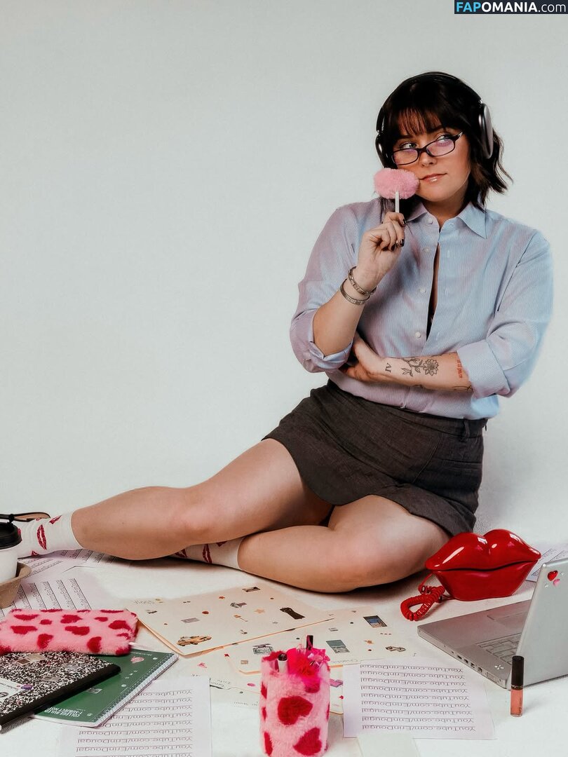 Erin Dougal / Smosh / erindougal Çıplak OnlyFans  Sızdırılmış Fotoğraf #16