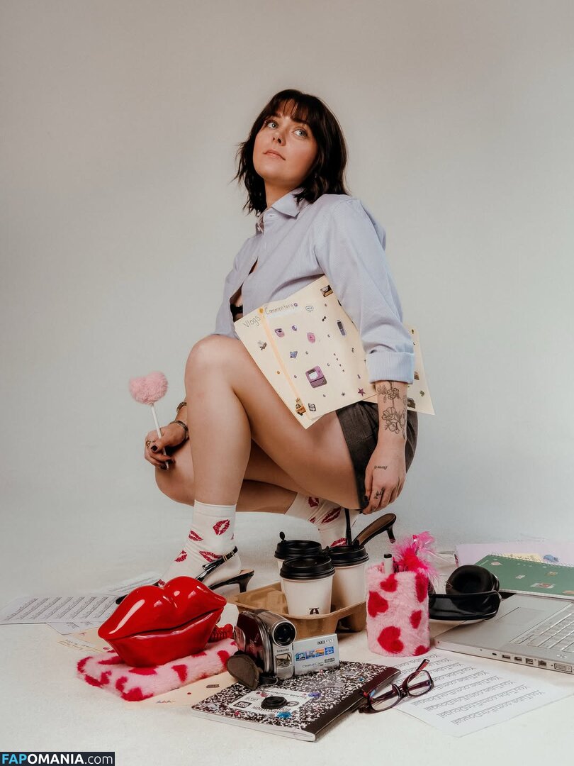 Erin Dougal / Smosh / erindougal Çıplak OnlyFans  Sızdırılmış Fotoğraf #17