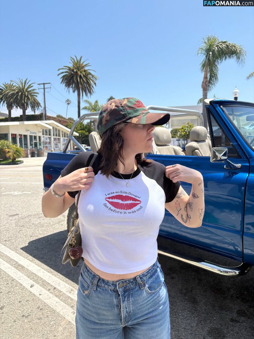 Erin Dougal / Smosh / erindougal Çıplak OnlyFans  Sızdırılmış Fotoğraf #20