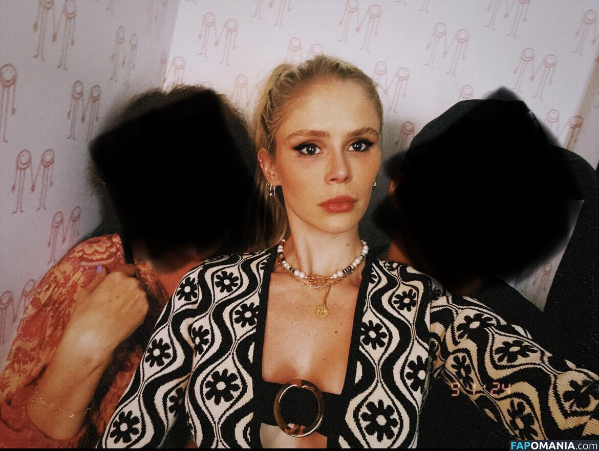 Erin Moriarty / erinelairmoriarty Çıplak OnlyFans  Sızdırılmış Fotoğraf #457