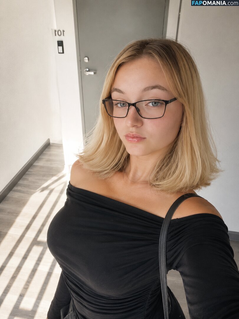 Esmjeej / esmjeejj Çıplak OnlyFans  Sızdırılmış Fotoğraf #3