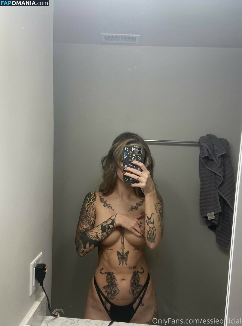 Essieofficial / essie Çıplak OnlyFans  Sızdırılmış Fotoğraf #30