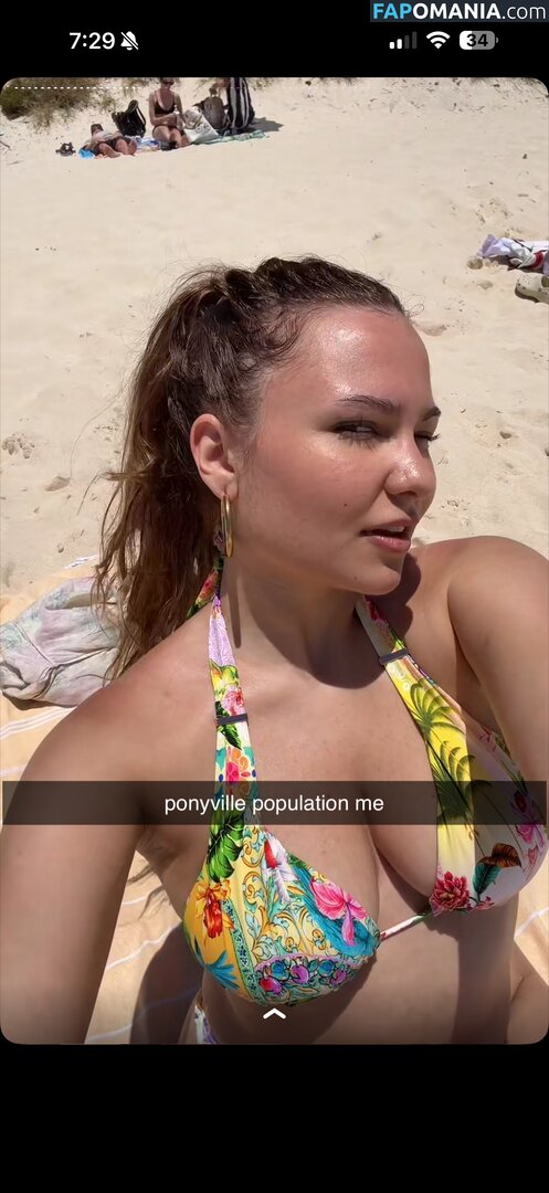 Ester Dobrik / esterrdobrik Çıplak OnlyFans  Sızdırılmış Fotoğraf #3