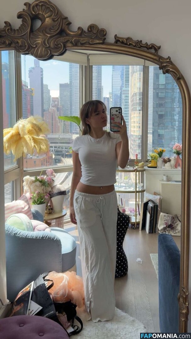 Ester Dobrik / esterrdobrik Çıplak OnlyFans  Sızdırılmış Fotoğraf #34