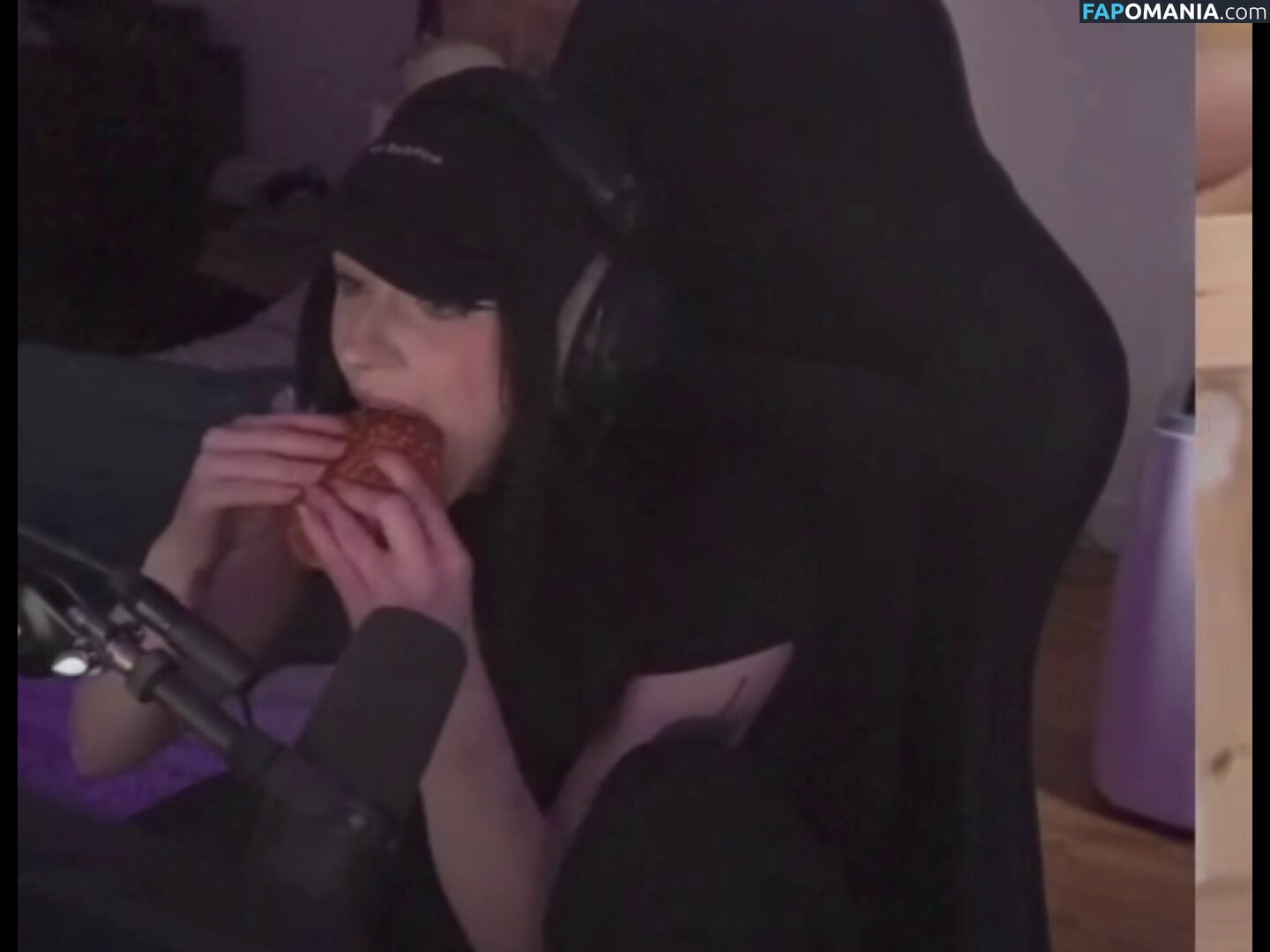 Evalunna / EvalunnaTV / evalunna.f Çıplak OnlyFans  Sızdırılmış Fotoğraf #8