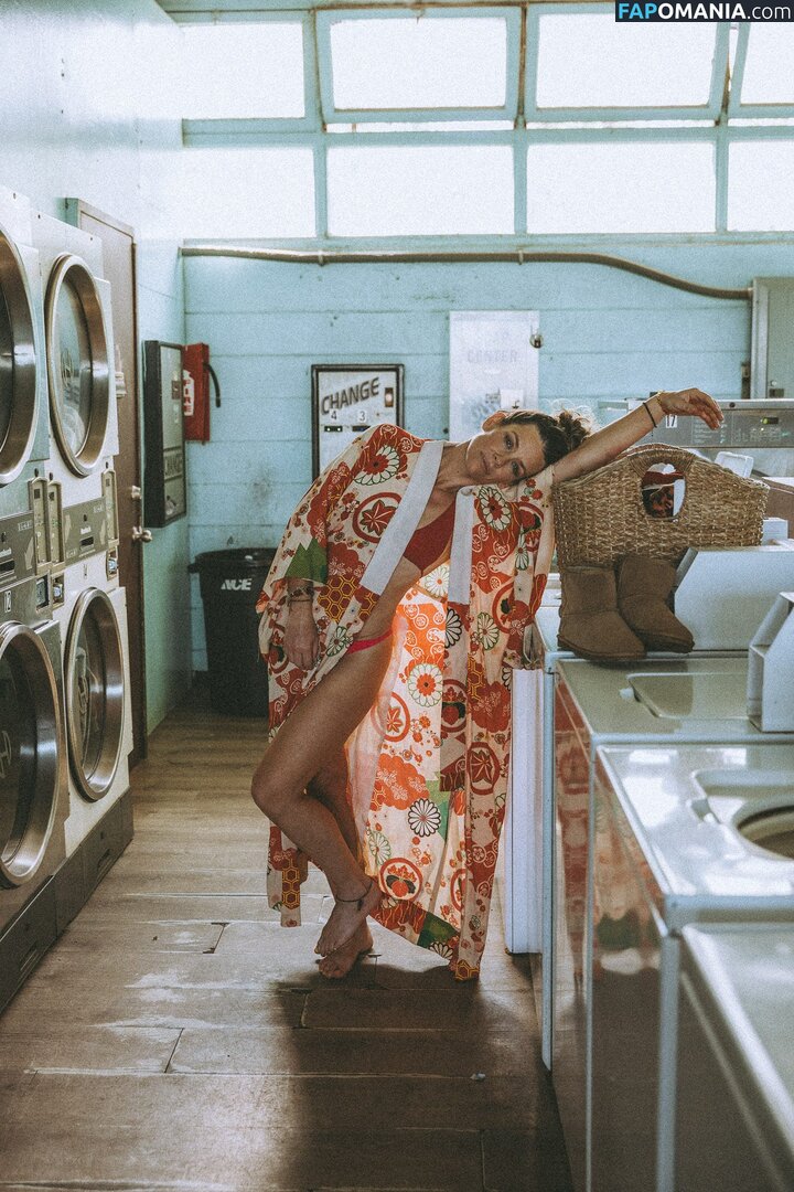 Evangeline Lilly / EvangelineLilly / evangelinelillyofficial / https: / lilyevangeline Çıplak OnlyFans  Sızdırılmış Fotoğraf #77