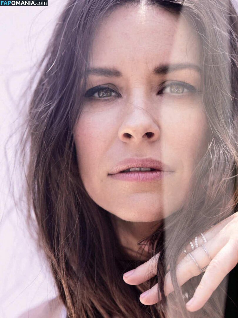 Evangeline Lilly / EvangelineLilly / evangelinelillyofficial / https: / lilyevangeline Çıplak OnlyFans  Sızdırılmış Fotoğraf #80