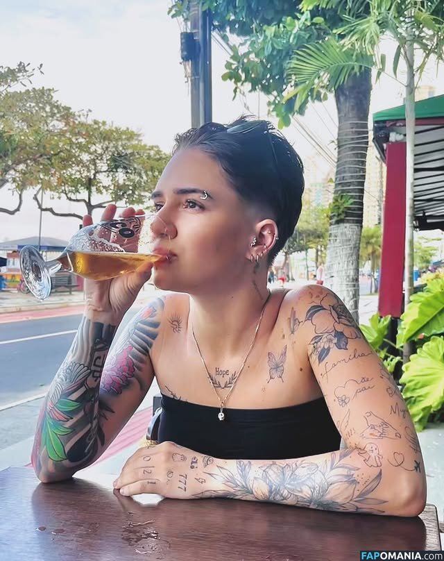 Evelyn Rech / evelynrechoficial Çıplak OnlyFans  Sızdırılmış Fotoğraf #4