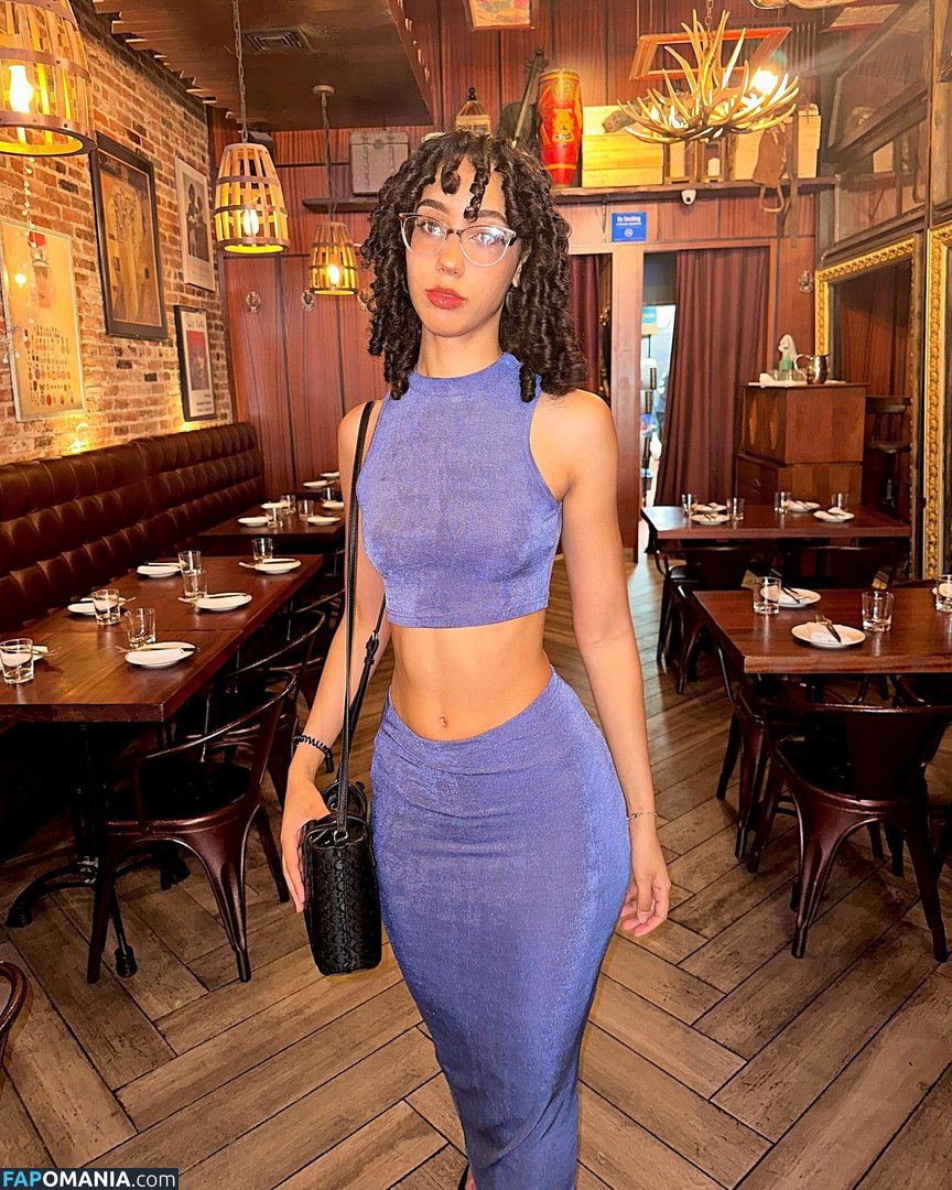 eliana / ewmxt / lalayravo / woahnatty Çıplak OnlyFans  Sızdırılmış Fotoğraf #5