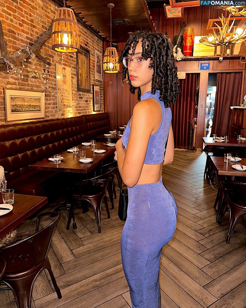 eliana / ewmxt / lalayravo / woahnatty Çıplak OnlyFans  Sızdırılmış Fotoğraf #6