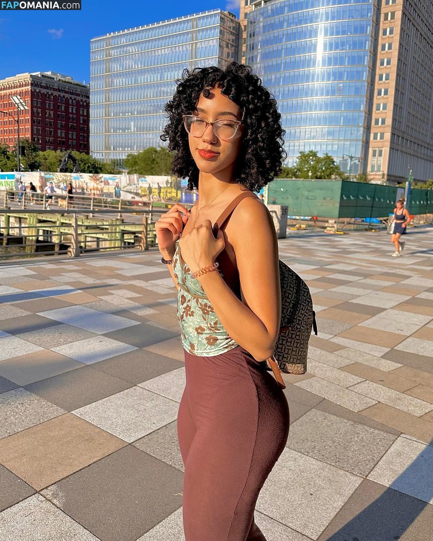 eliana / ewmxt / lalayravo / woahnatty Çıplak OnlyFans  Sızdırılmış Fotoğraf #34