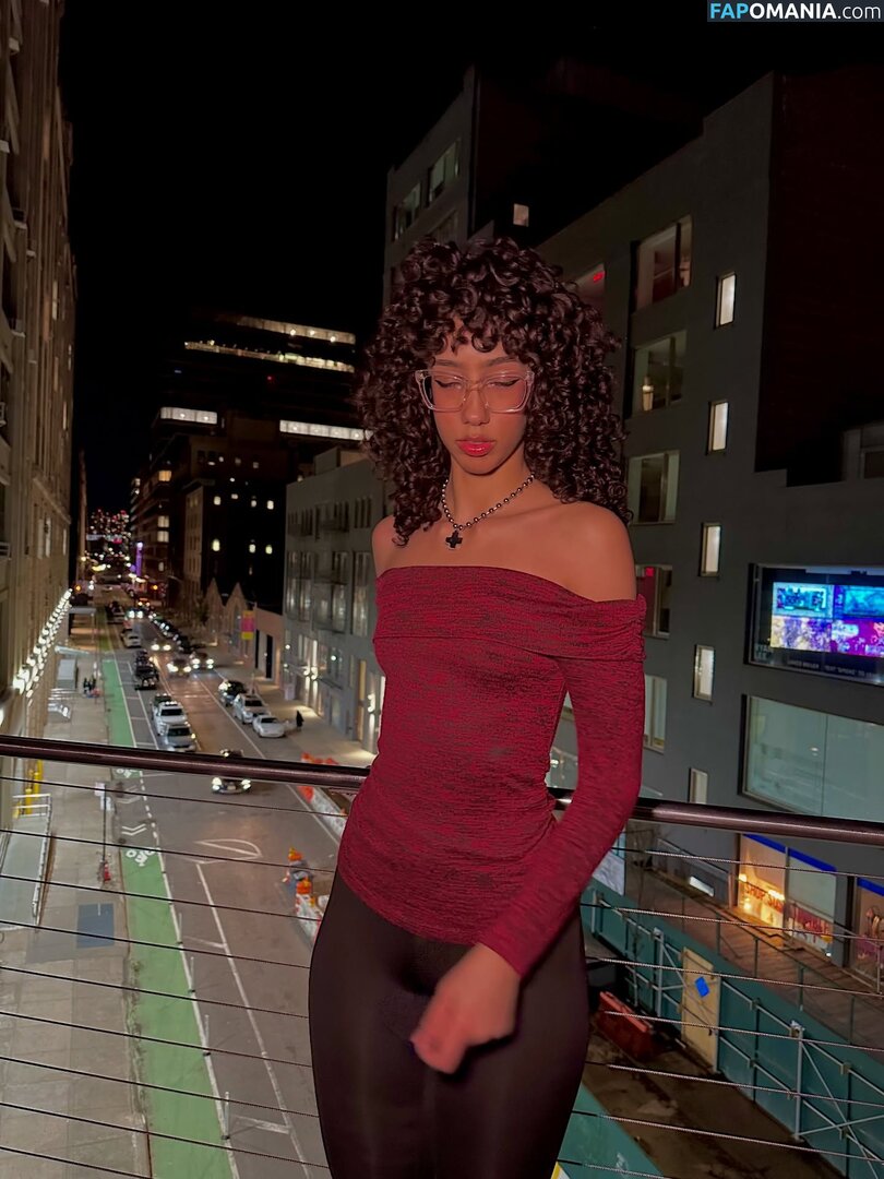 eliana / ewmxt / lalayravo / woahnatty Çıplak OnlyFans  Sızdırılmış Fotoğraf #74