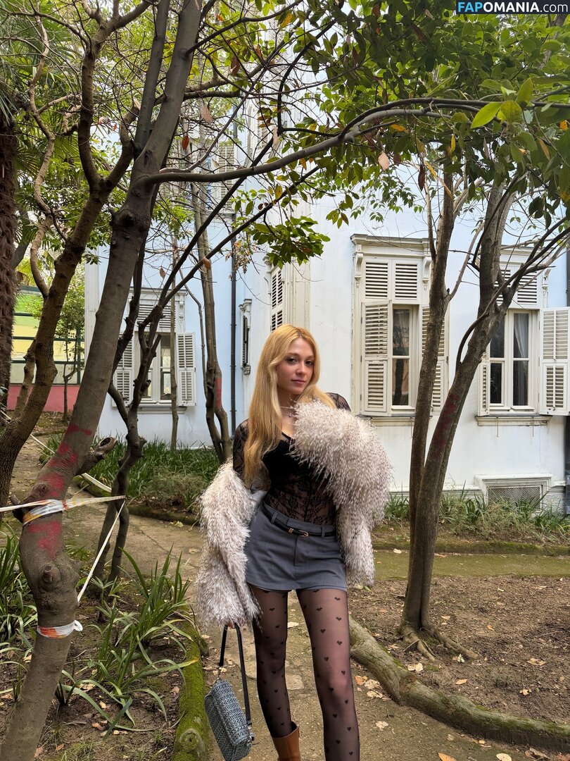 Ezgi Kasapcopur / ezgikasapcopur Çıplak OnlyFans  Sızdırılmış Fotoğraf #24