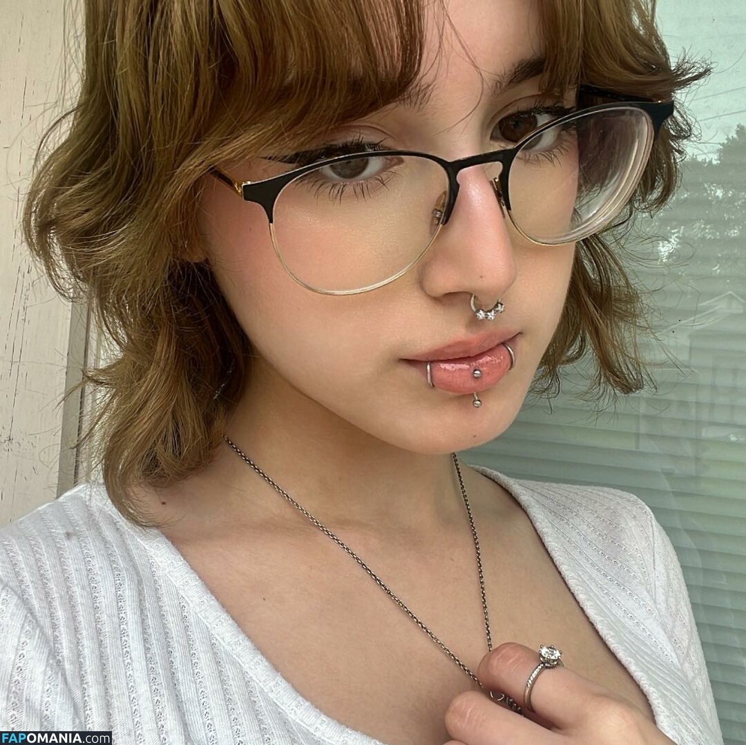 faeree / faevrise Çıplak OnlyFans  Sızdırılmış Fotoğraf #6