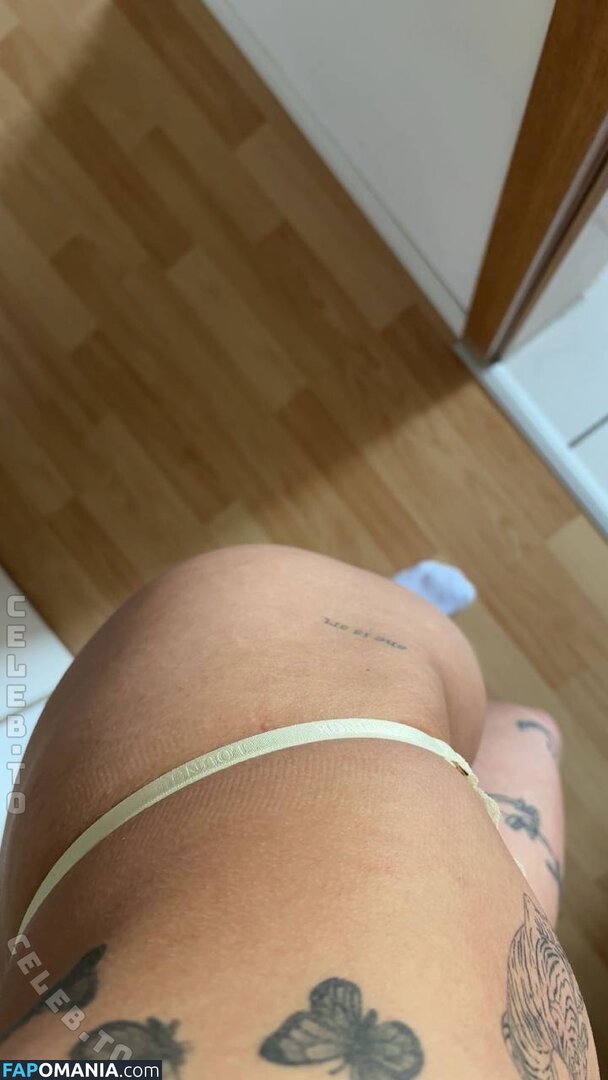 faey211 / l.izzie18 Çıplak OnlyFans  Sızdırılmış Fotoğraf #1