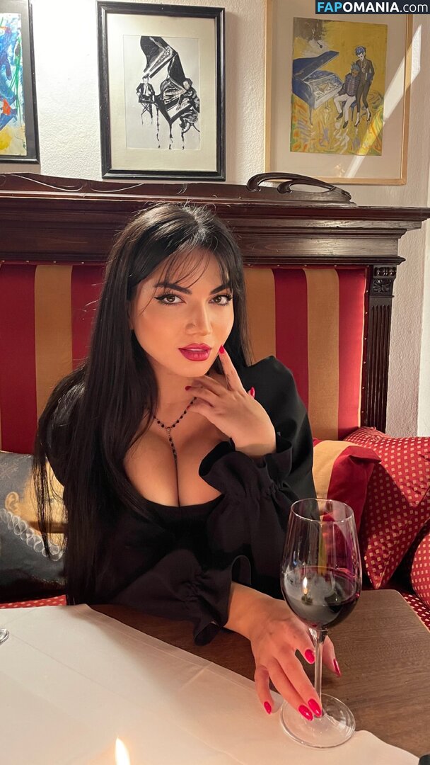 Faina Zuckerman / fainazuckerman Çıplak OnlyFans  Sızdırılmış Fotoğraf #1