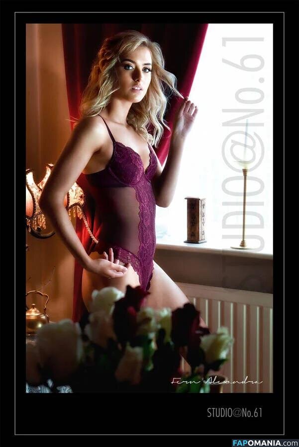 Fern Alexandra Çıplak OnlyFans  Sızdırılmış Fotoğraf #20