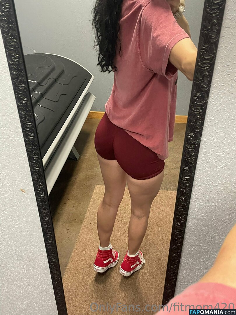 Elizabeth / fitmom420 / fitmomology42 Çıplak OnlyFans  Sızdırılmış Fotoğraf #12