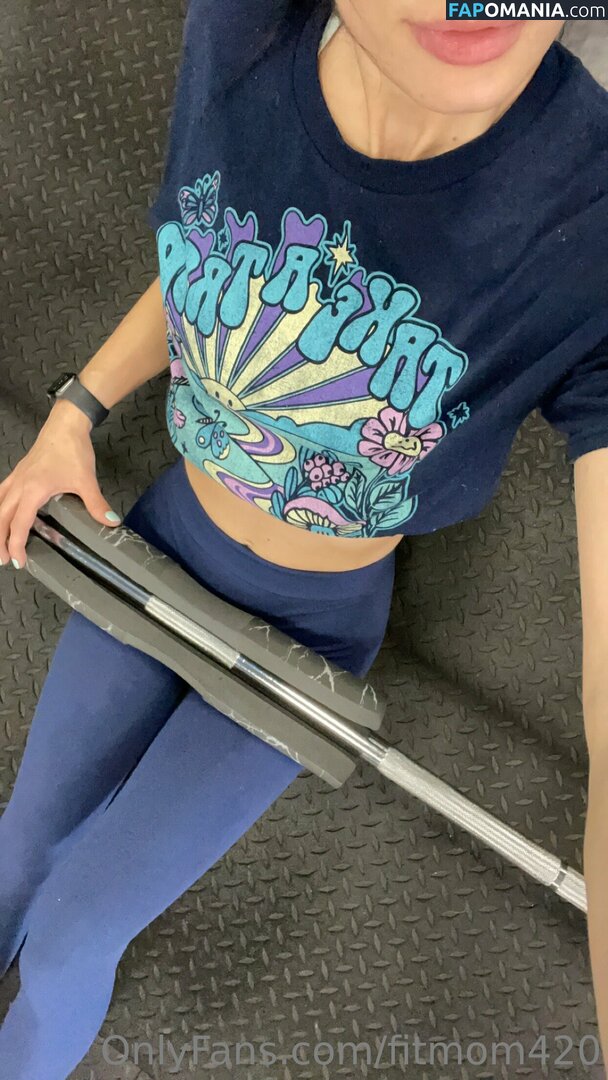 Elizabeth / fitmom420 / fitmomology42 Çıplak OnlyFans  Sızdırılmış Fotoğraf #21
