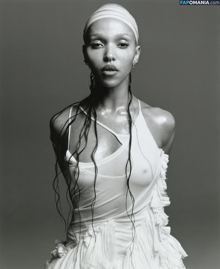 FKA Twigs / FKAtwigs Çıplak OnlyFans  Sızdırılmış Fotoğraf #1