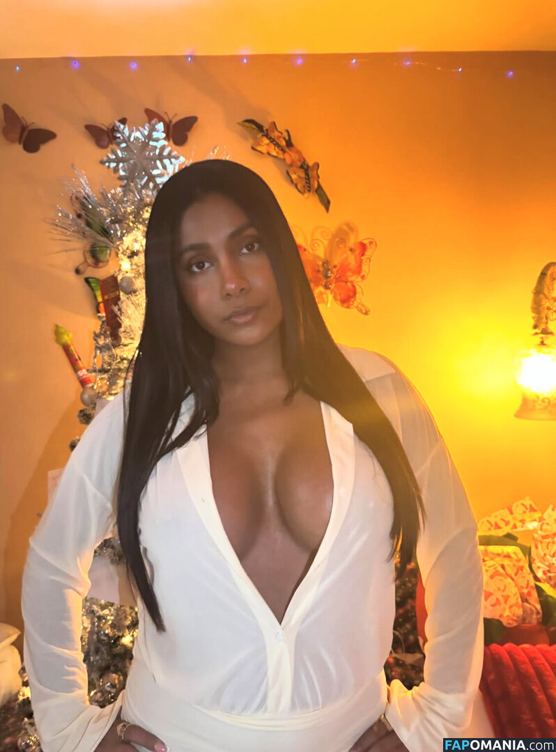 flo__pa Çıplak OnlyFans  Sızdırılmış Fotoğraf #1