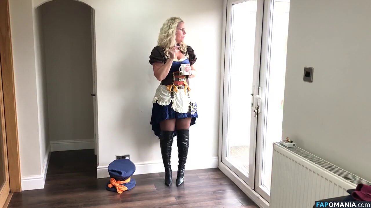Foxy Geek Girl / foxygeekgirl Çıplak OnlyFans  Sızdırılmış Fotoğraf #6