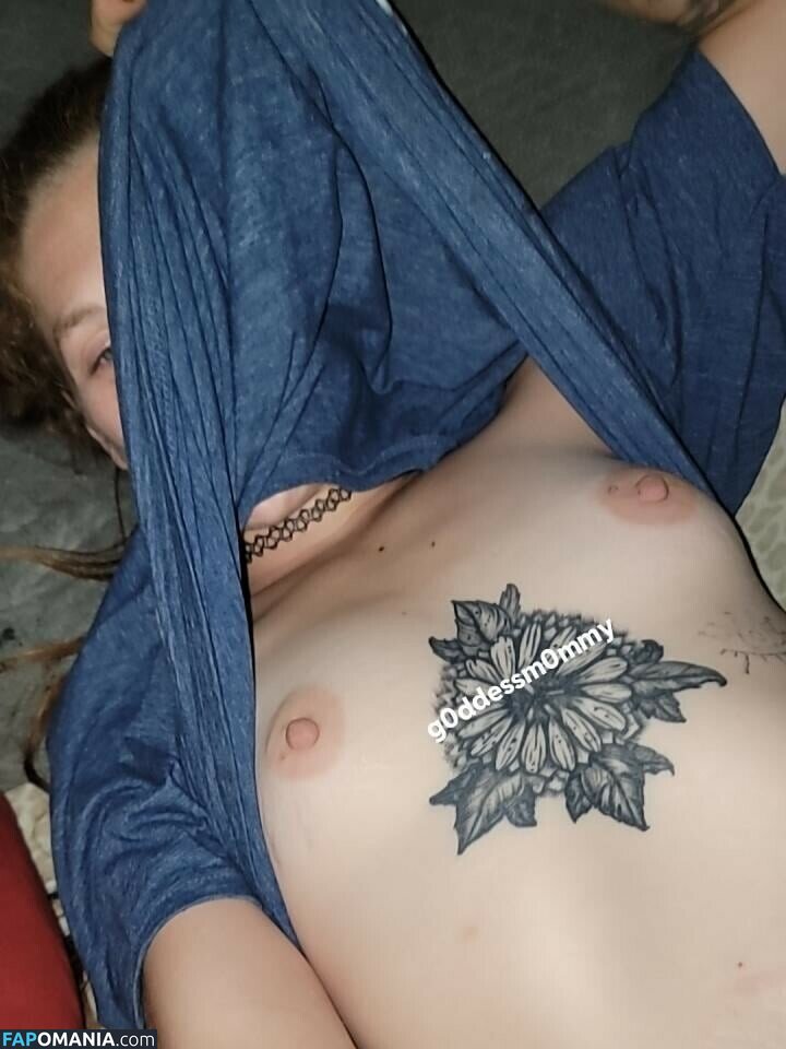 g0ddessm0mmy / imperfect_creativity_ / mommy__mandy Çıplak OnlyFans  Sızdırılmış Fotoğraf #15