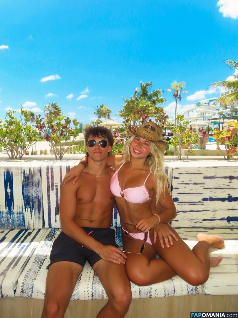 Gabbie Contos / gabrielacontosss Çıplak OnlyFans  Sızdırılmış Fotoğraf #3