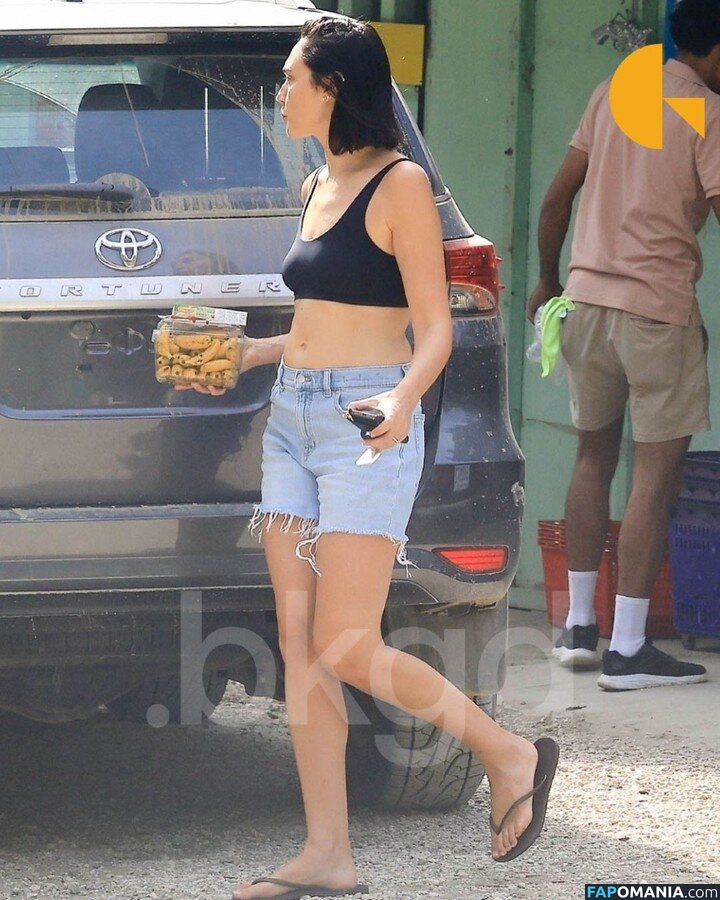 Gal Gadot / gal_gadot / https: / inked_hriss Çıplak OnlyFans  Sızdırılmış Fotoğraf #739