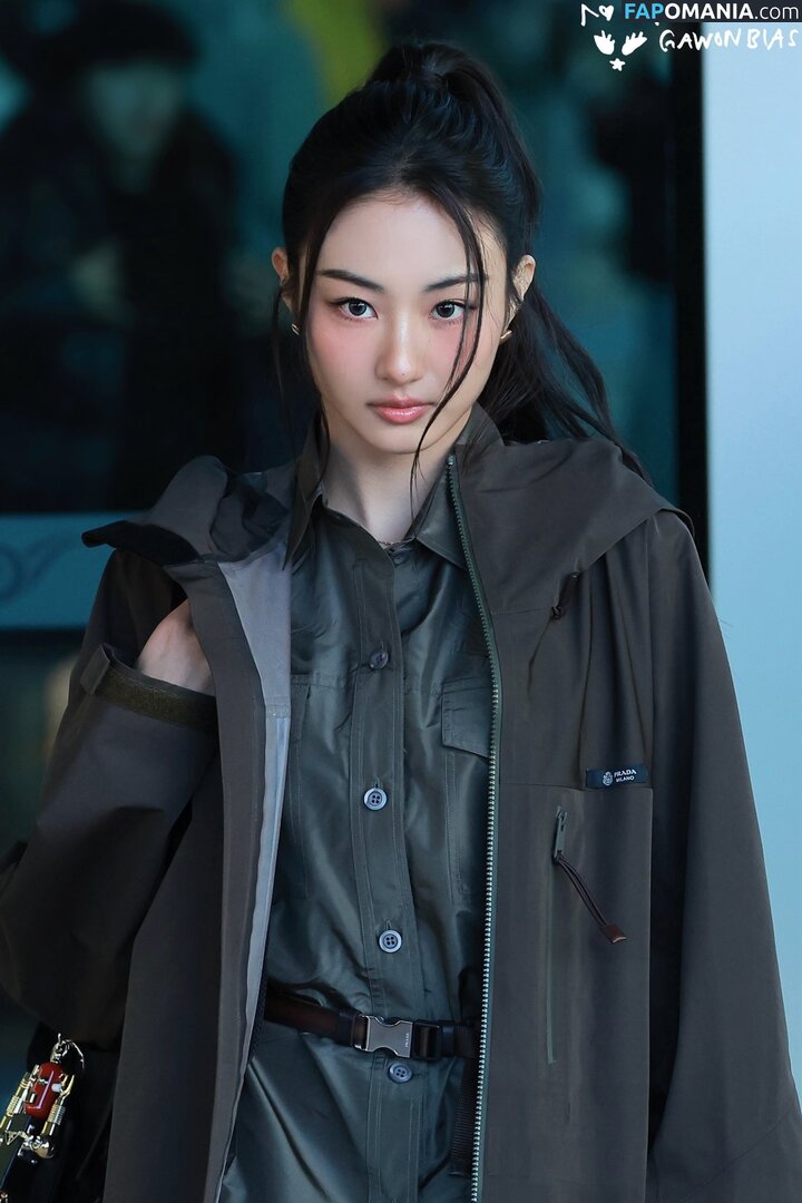 Gawon / Lee Ga-won / MEOVV_GAWON / gawon_moevv / https: / 이가원 MEOVV Çıplak OnlyFans  Sızdırılmış Fotoğraf #7