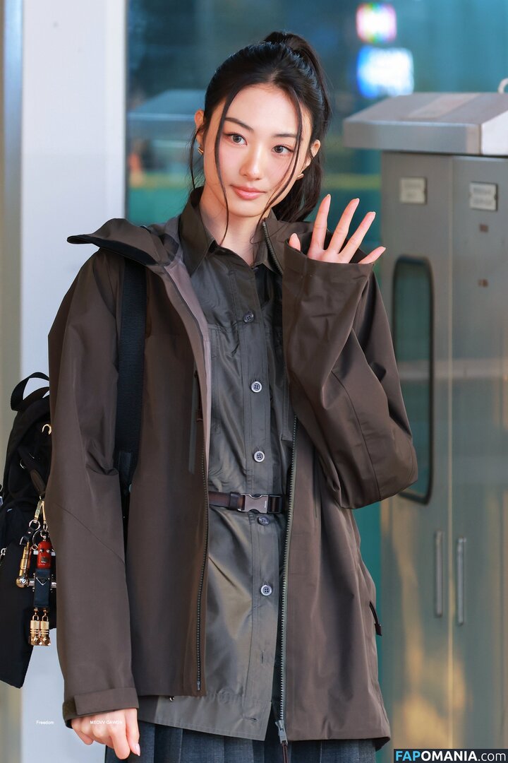 Gawon / Lee Ga-won / MEOVV_GAWON / gawon_moevv / https: / 이가원 MEOVV Çıplak OnlyFans  Sızdırılmış Fotoğraf #11