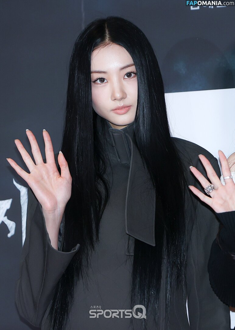 Gawon / Lee Ga-won / MEOVV_GAWON / gawon_moevv / https: / 이가원 MEOVV Çıplak OnlyFans  Sızdırılmış Fotoğraf #21