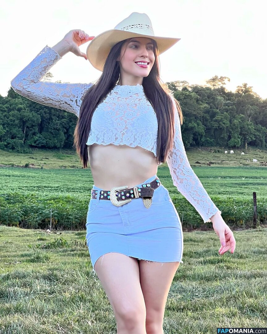 Geandra Bazzanella / geandrabazzanella Çıplak OnlyFans  Sızdırılmış Fotoğraf #1